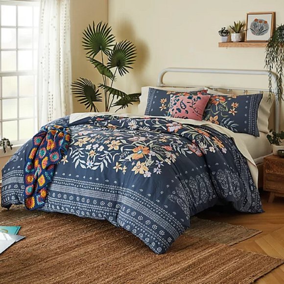 new 2-pc NAVY Wild Sage Julianna Floral Reversible Twin /Twin XL Comforter Set - Picture 10 of 10